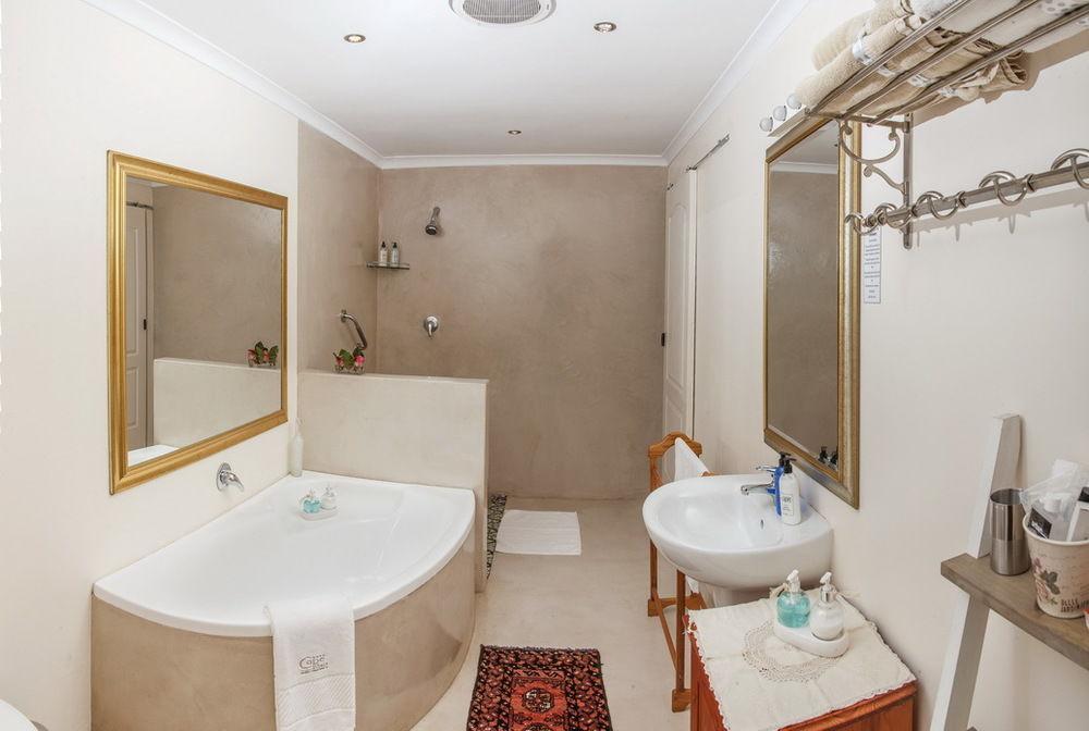 Cape Pillars Boutique Hotel Durbanville Buitenkant foto