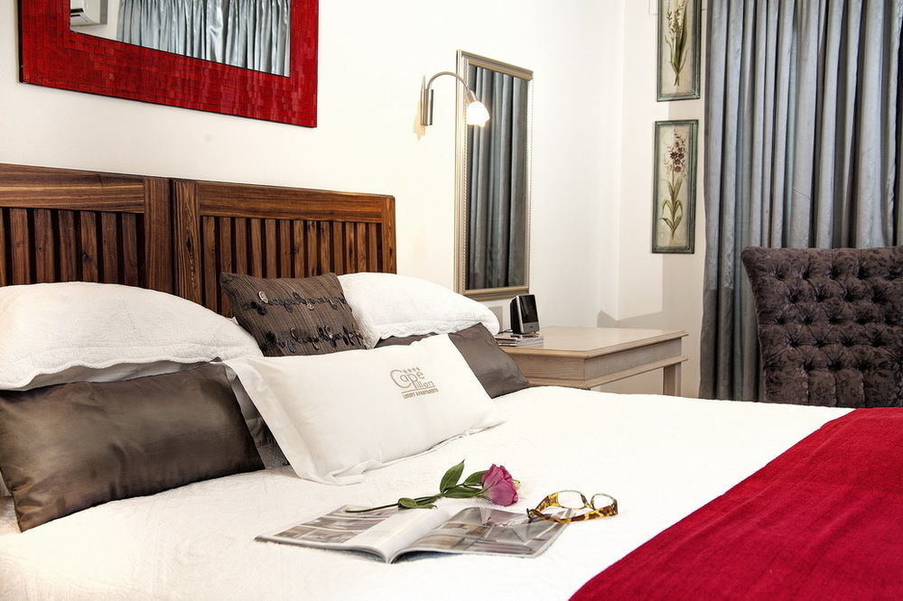Cape Pillars Boutique Hotel Durbanville Buitenkant foto
